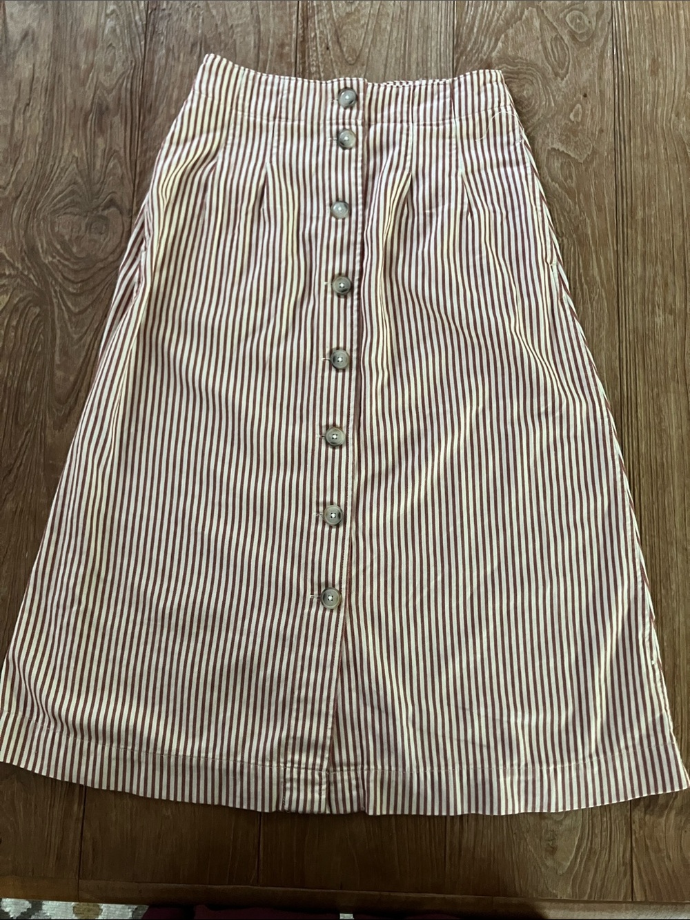 Madewell Striped Button-Front Midi Skirt in Burgundy and White with pockets!